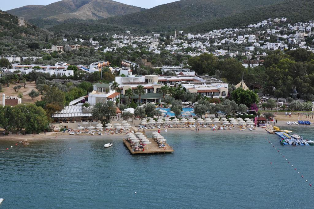 Izer Hotel Beach Club Torba Exterior photo